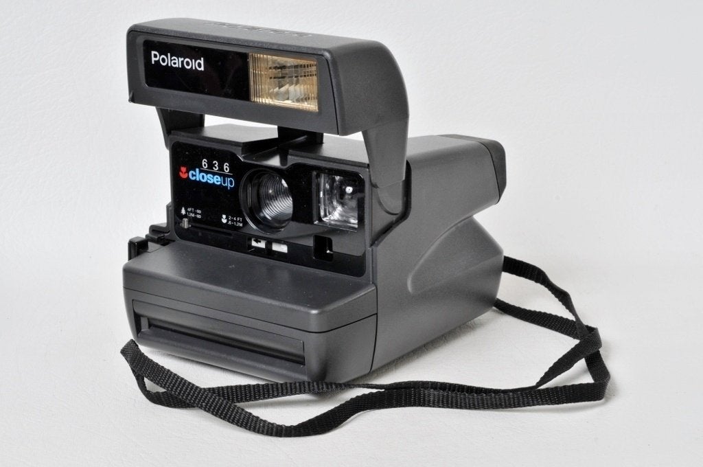 Polaroïd 636 Close up avec flash incorporé + l’étui. 39 €, TV, Hi-fi & Vidéo, Appareils photo analogiques, Envoi, Comme neuf, Polaroid