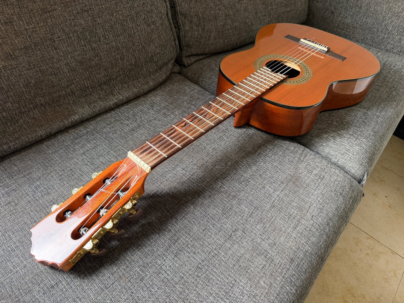 3/4 gitaar Salvador Cortez CC-10-JR met draagtas, Muziek en Instrumenten, Ophalen, Gebruikt, Klassieke of Spaanse gitaar, Met koffer