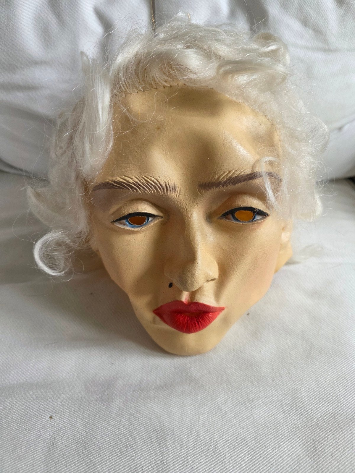 Madonna masque César de 1988, Collections, Musique, Artistes & Célébrités