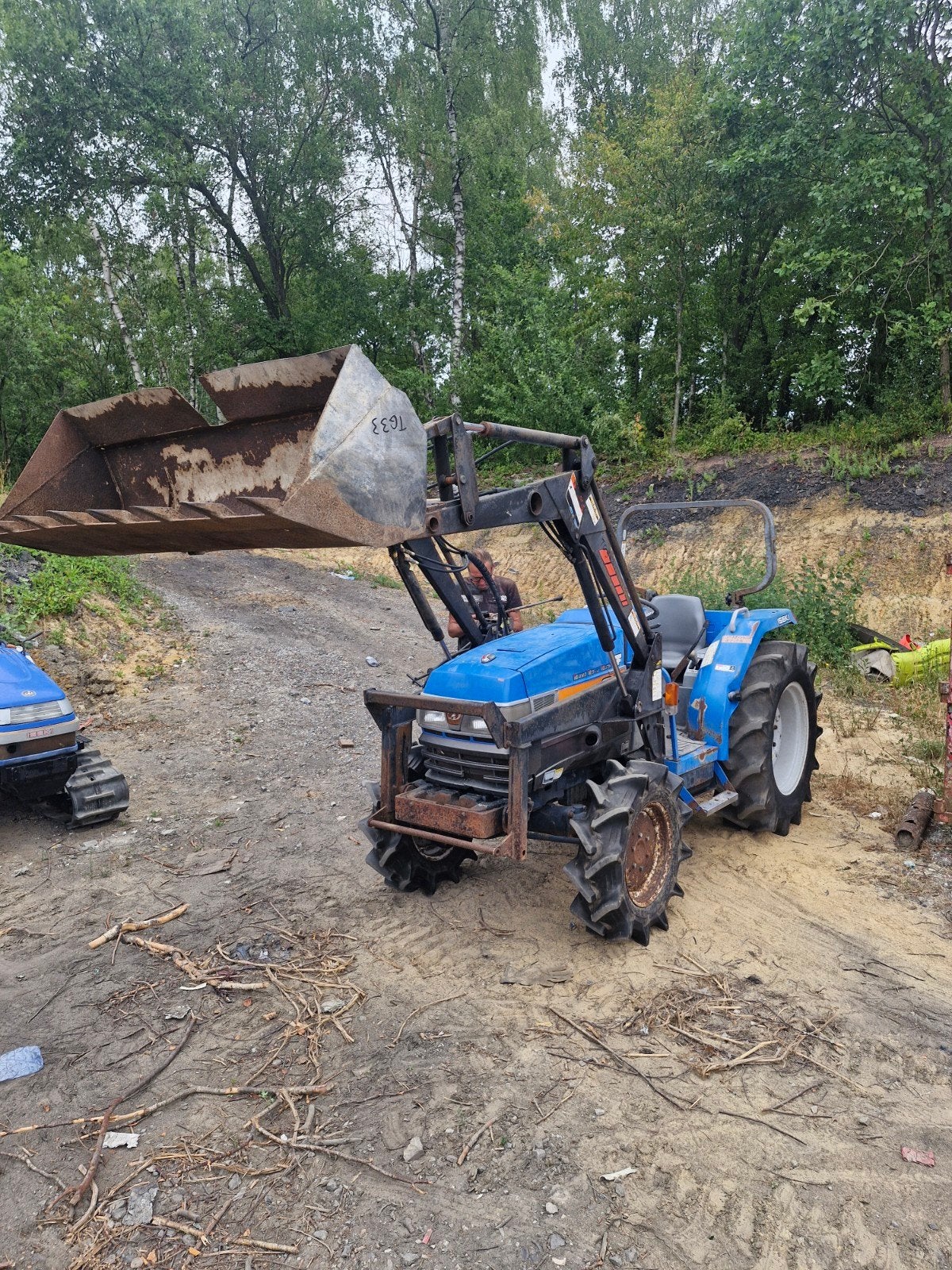 tracteur 4x4 iseki geas33 avec chargeur frontal, Articles professionnels