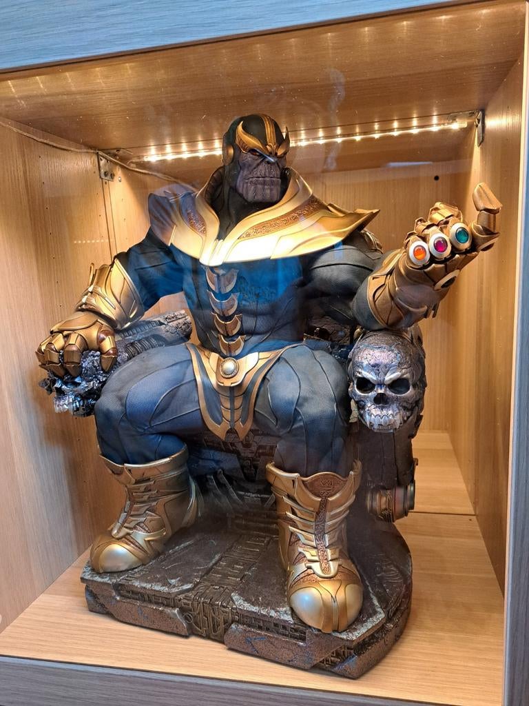 THANOS SIDESHOW 1/4 ON THRONE MAQUETTE