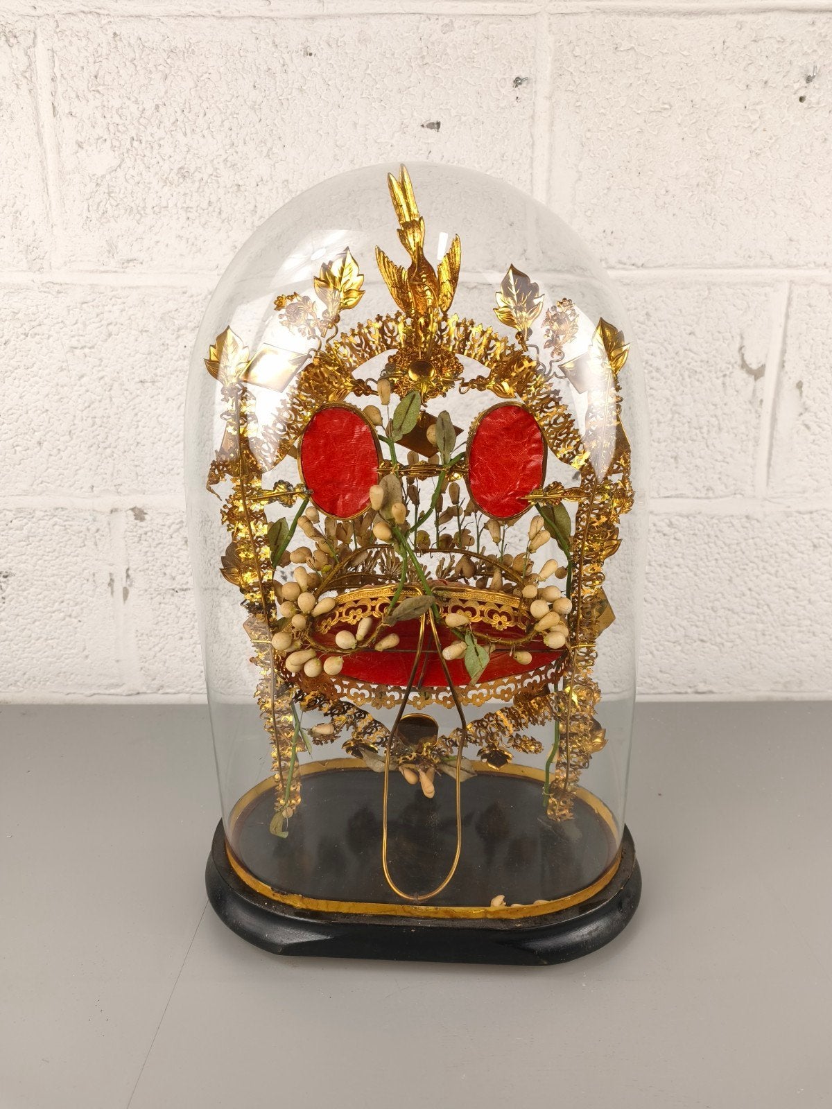 Grote antieke bruidsstolp, Ophalen