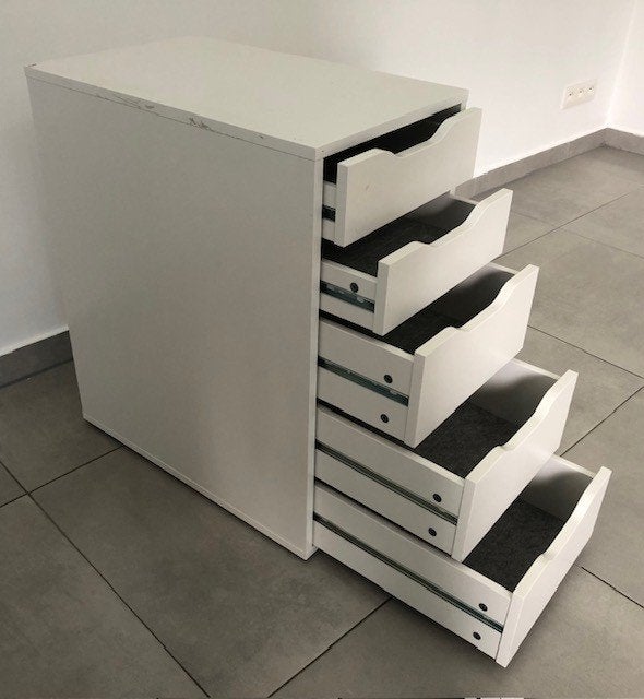 Ladeblok wit ALEX met 5 schuiven (ikea): 40 euro, Huis en Inrichting, Kasten | Ladekasten, Gebruikt, Minder dan 100 cm, Minder dan 50 cm