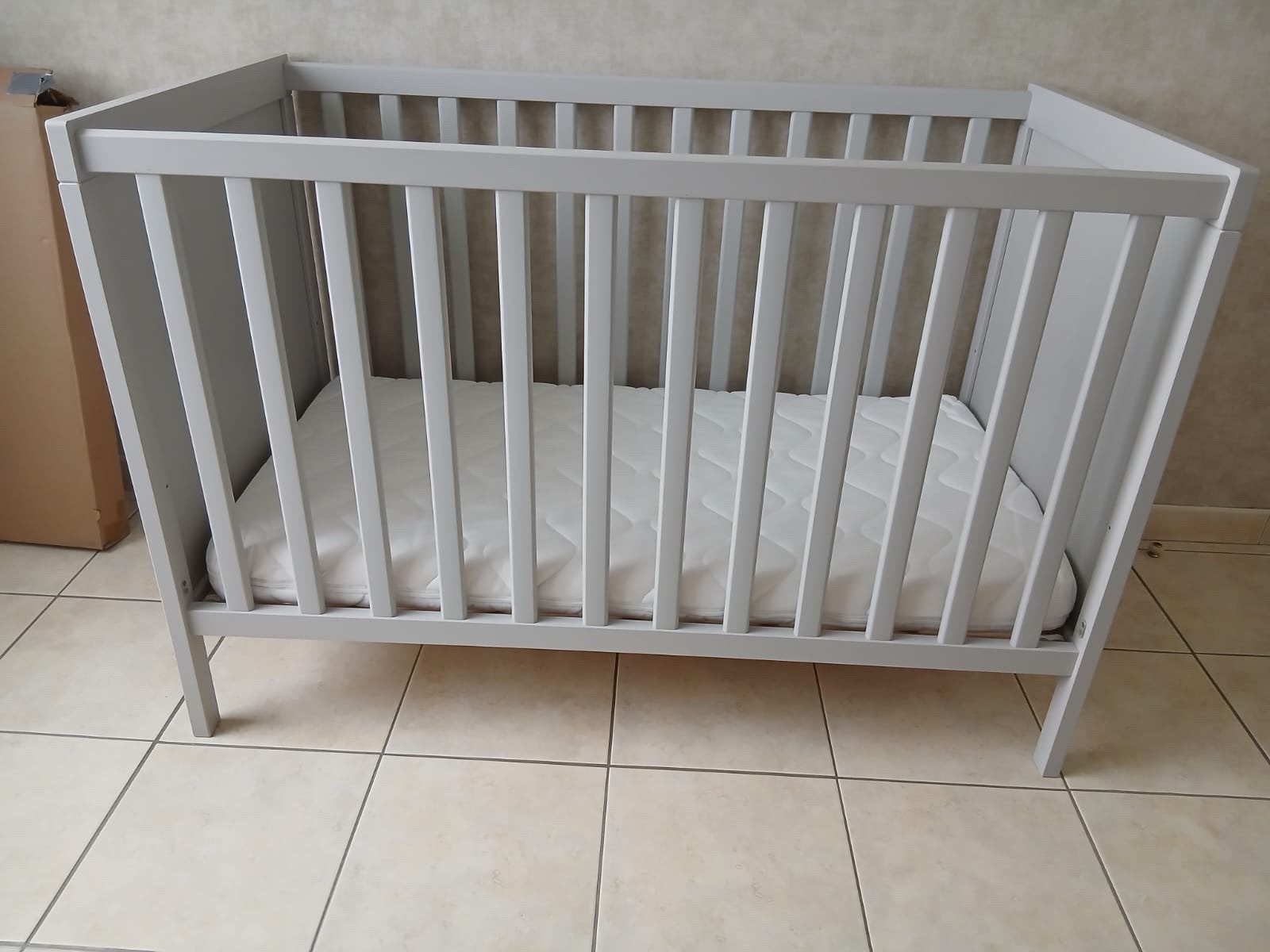 Zo goed als nieuw babybedje, zelden gebruikt., Ophalen, Zo goed als nieuw