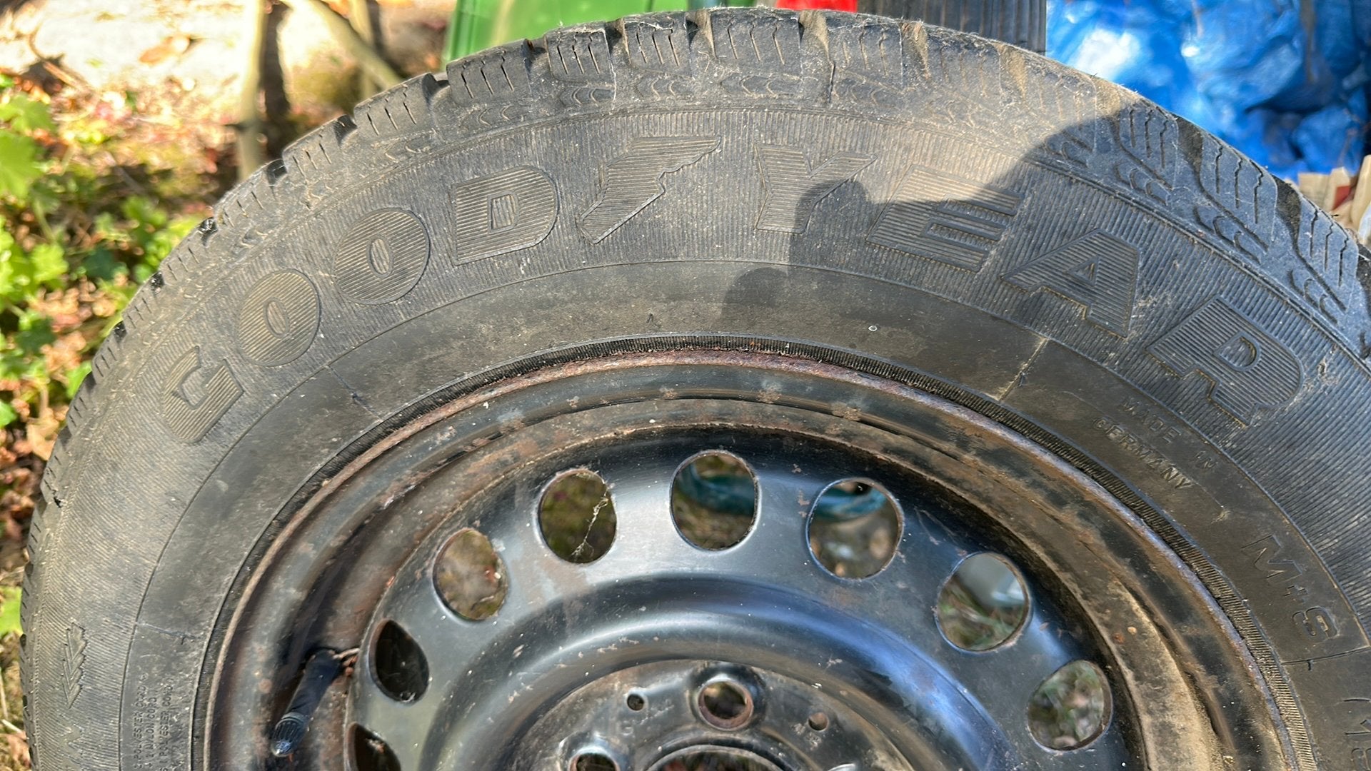 Un neu avec jante Goodyear 195/65 R15 91T, Autos : Divers, Remorques Pièces, Enlèvement, Comme neuf