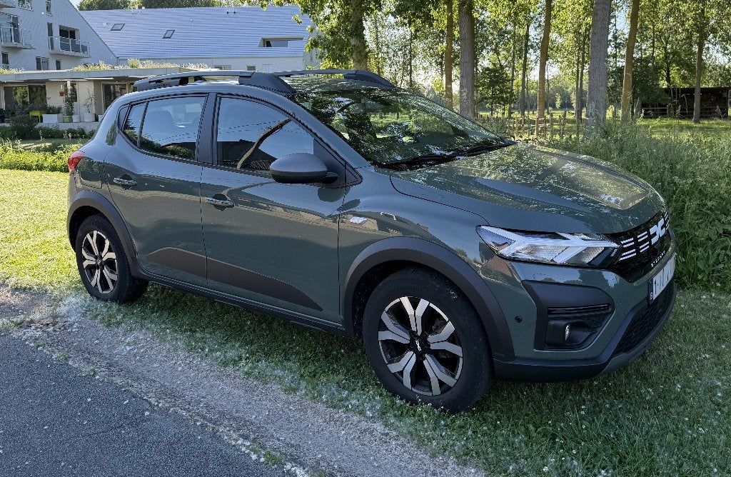 Dacia Sandero Stepway, Autos, Dacia, Particulier, Sandero, Air conditionné, Feux de jour LED, Éclairage LED, Jantes en alliage léger