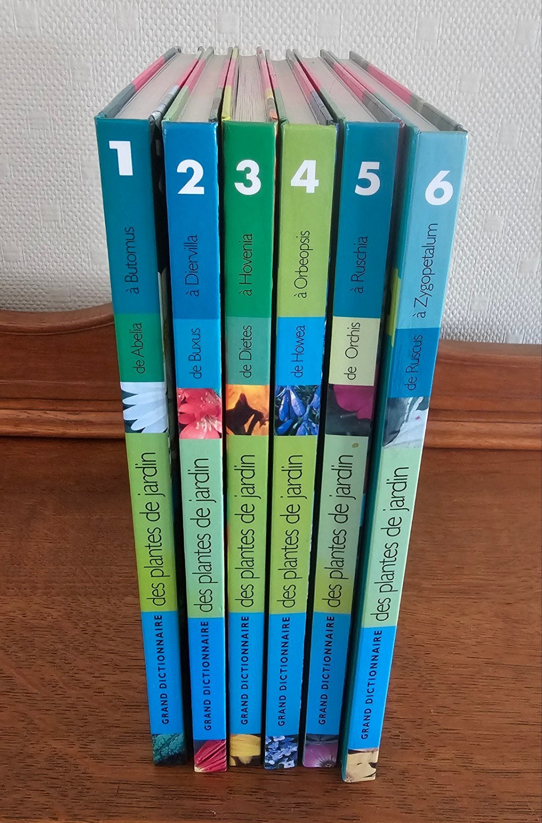 6 livres des plantes de jardinage de A à Z, Enlèvement