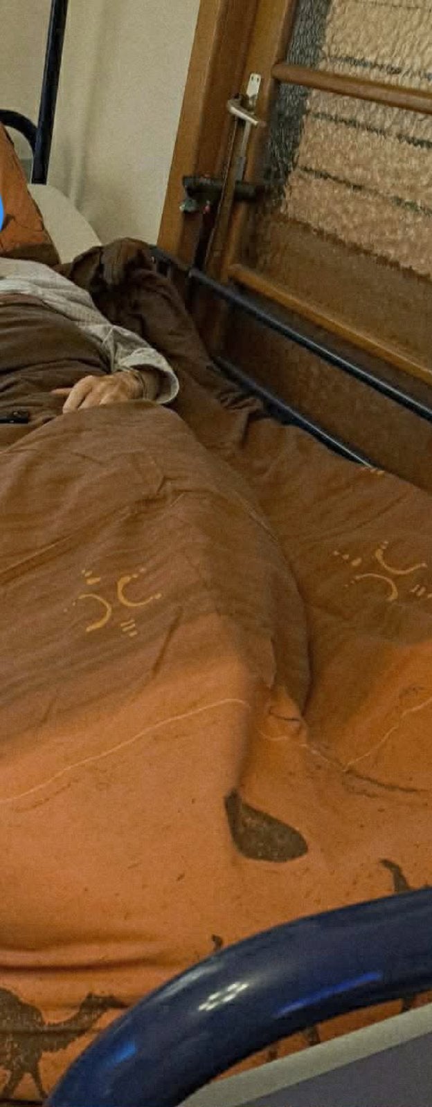Elektrisch bed, Ophalen, Verstelbaar