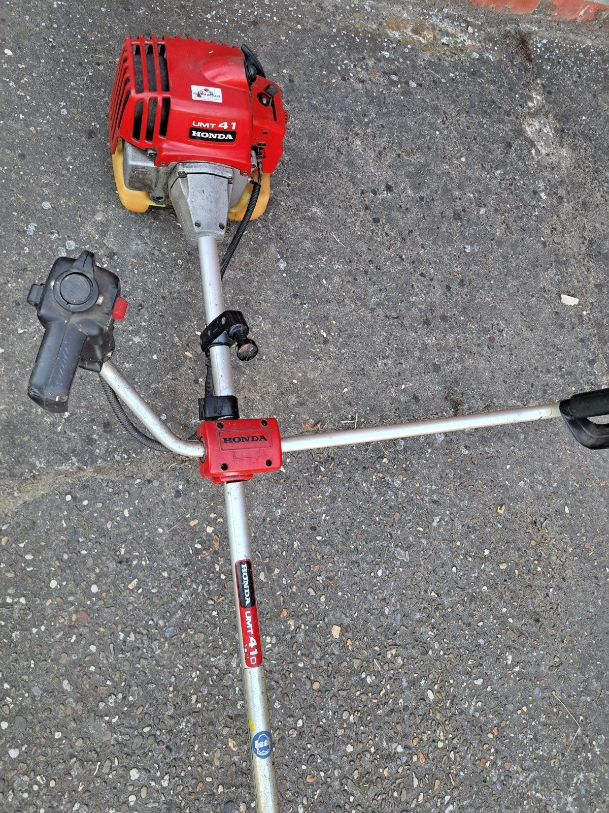 Honda umt41, Jardin & Terrasse, Débroussailleuses, Honda, Enlèvement, Utilisé, 10 à 30 cm