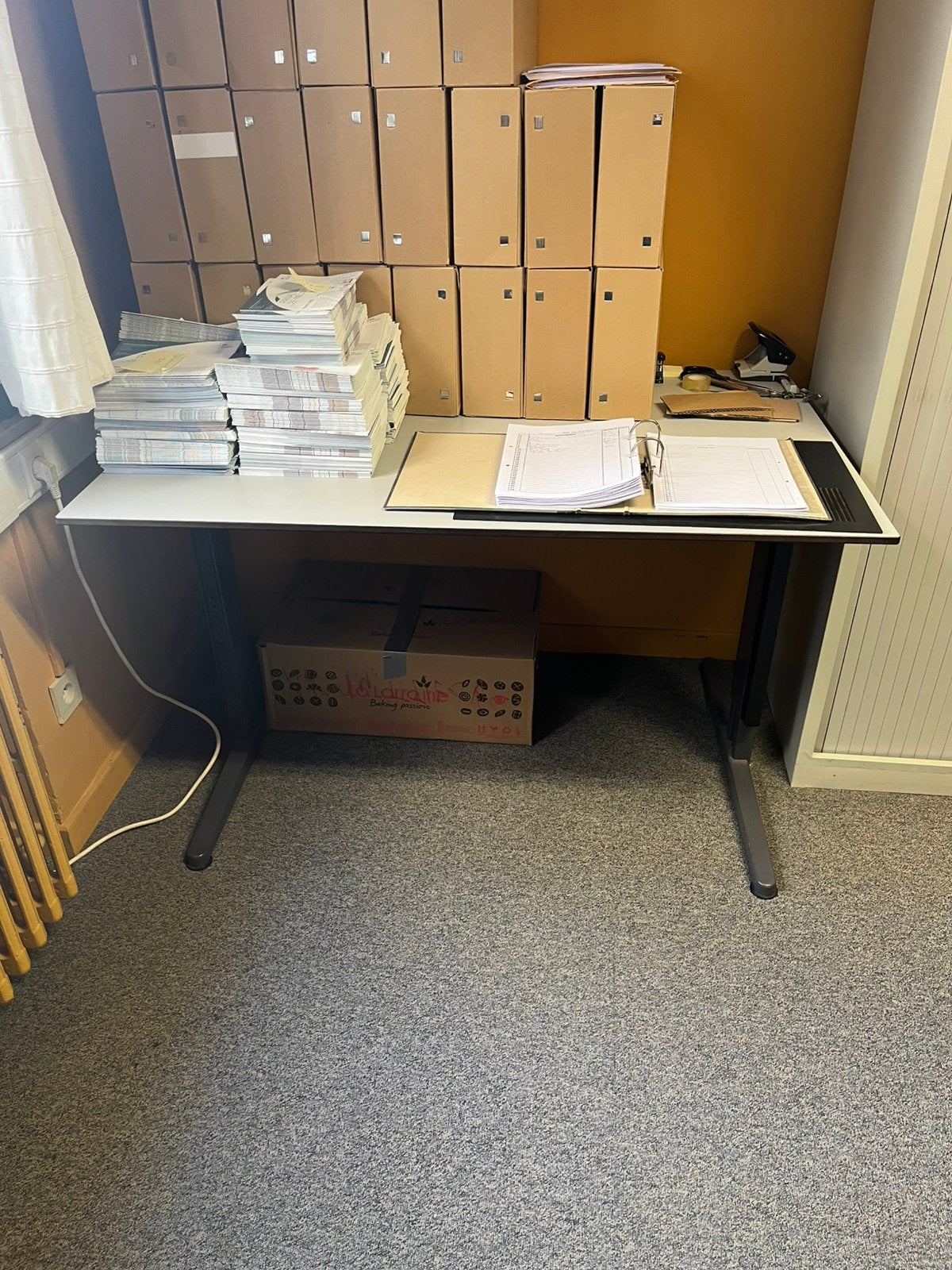 Bureau, 120 cm, Utilisé, 80 cm, Secrétaire
