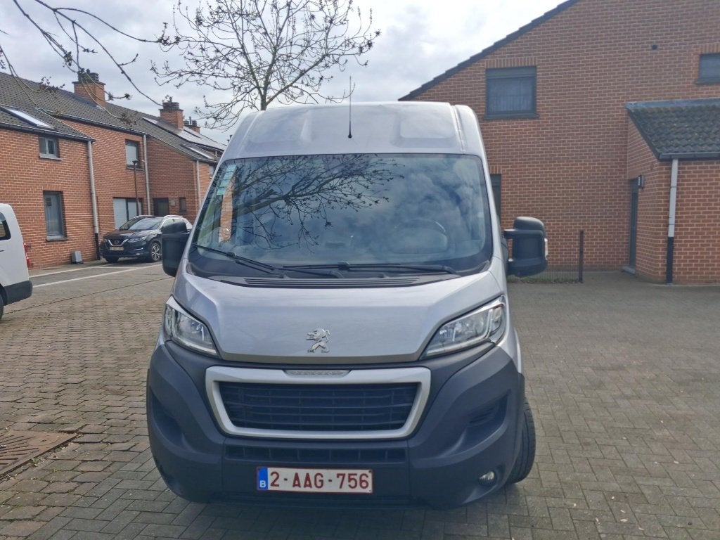 Peugeot Boxer L2H2 165 pk 2021 — 125.000 km — 12.900€, Auto's, Voorwielaandrijving, Stof, Euro 6, 4 cilinders