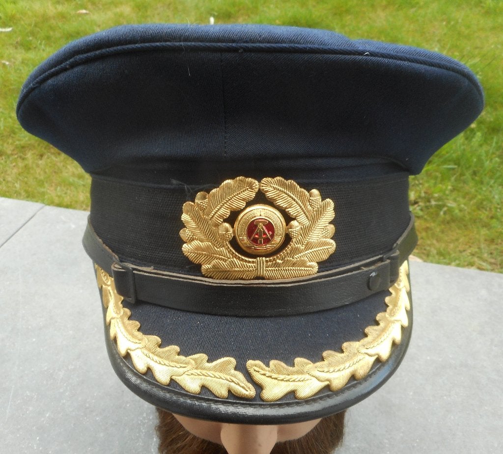 NVA VOLKSMARINE - KEPI OFFICIER SUPERIEUR, Envoi, Marine, Casque ou Béret