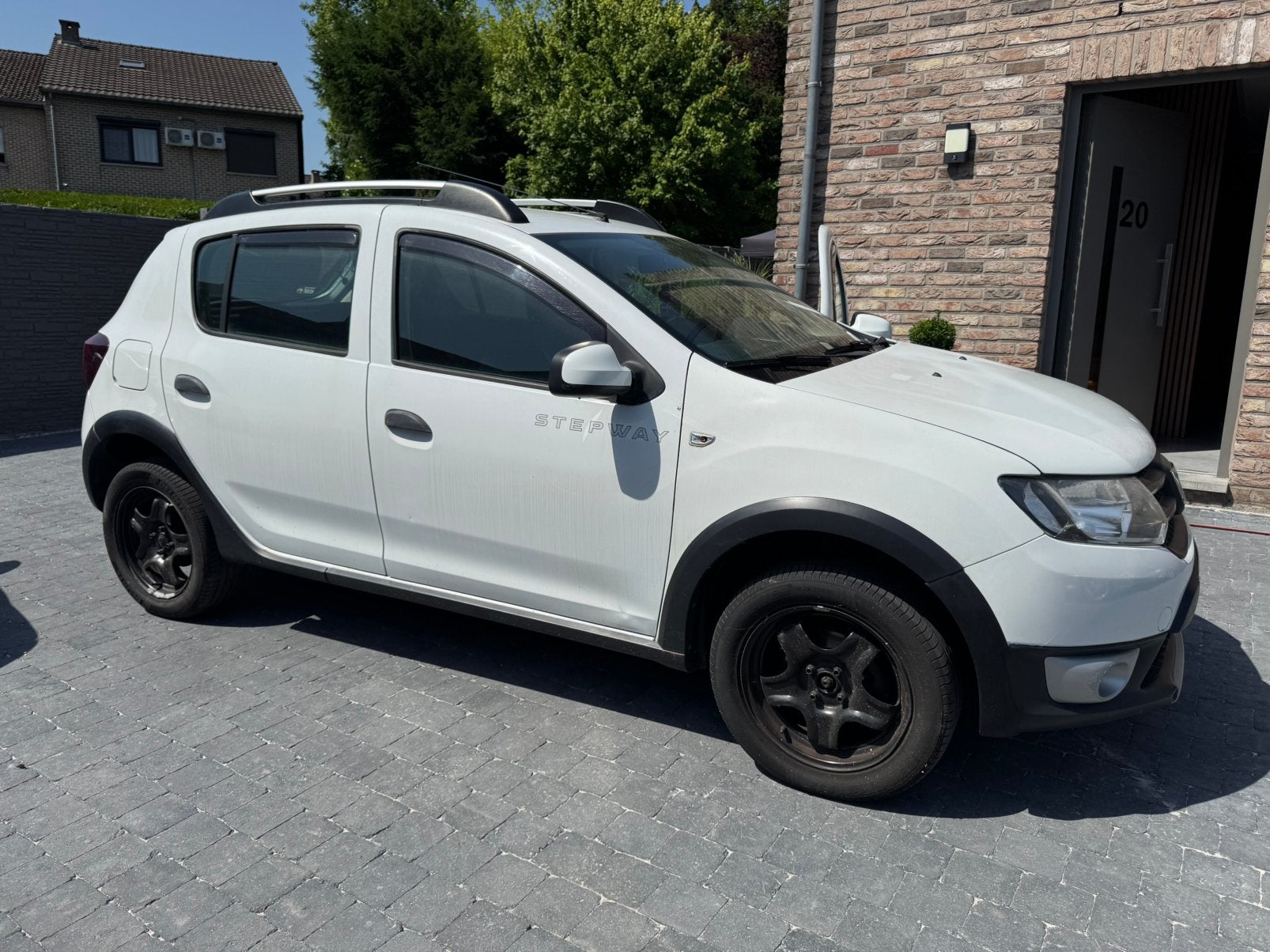 Dacia sandero stepway !!! 4750 € !!!, Autos, Opel, Particulier, Vitres électriques, Essence, Enlèvement