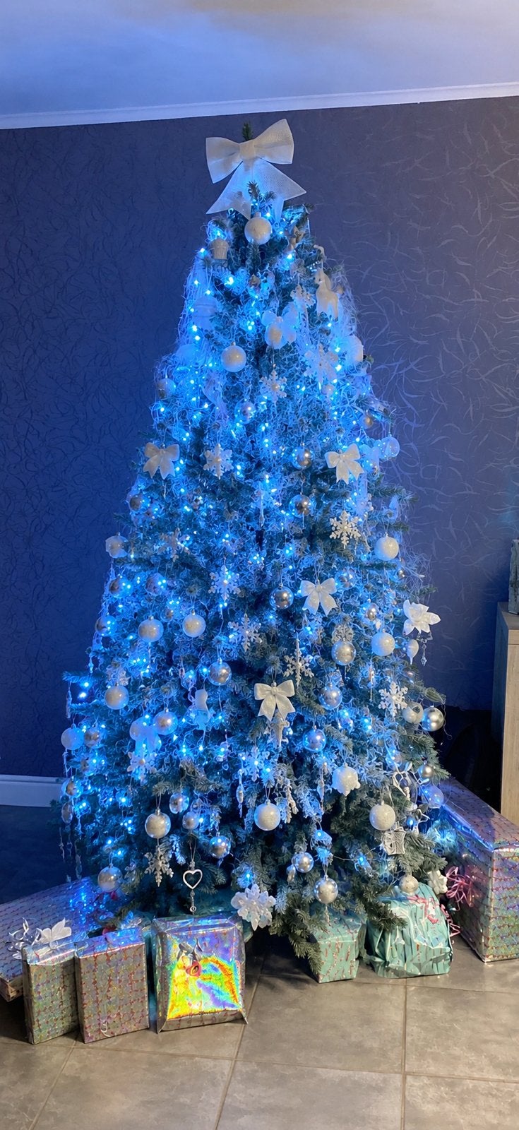 Kerstboom zonder bollen en versiering, Ophalen, Gebruikt