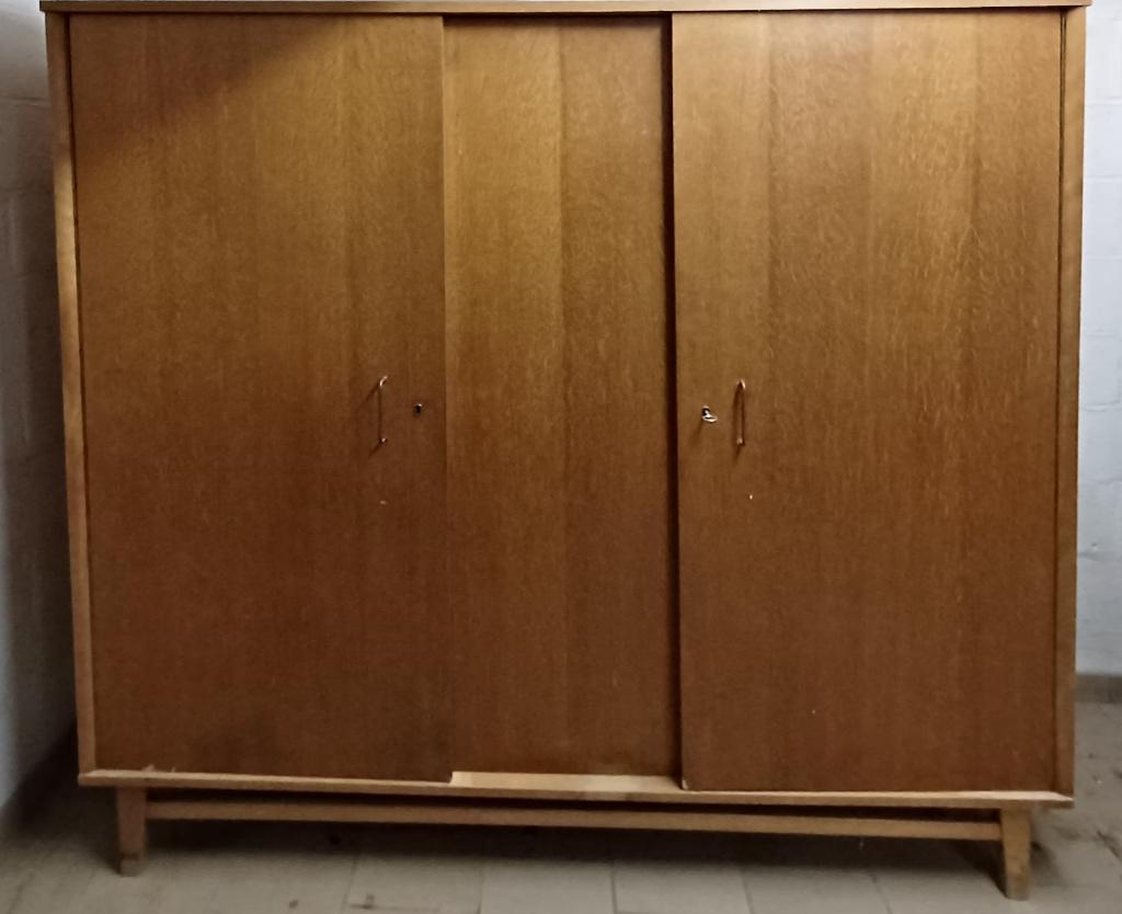 Garde-Robe vinted, Avec tablette(s), 150 à 200 cm, Utilisé, Pin