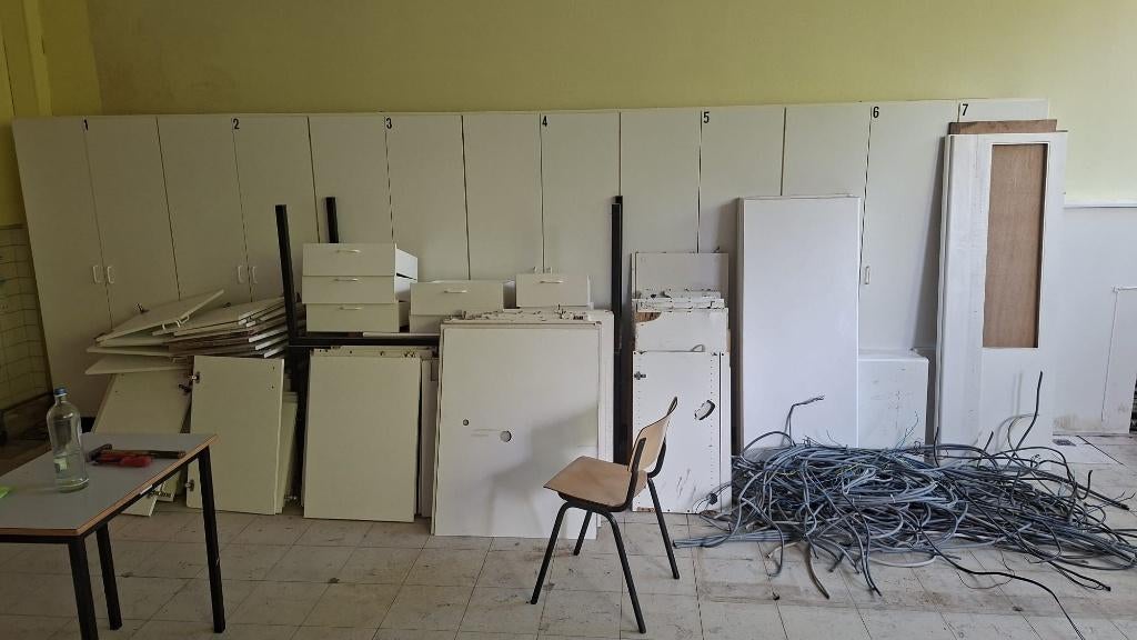 Gedemonteerde leskeuken, Huis en Inrichting, Keuken | Complete keukens, Ophalen, Gebruikt, Wit, Enkelwandige keuken
