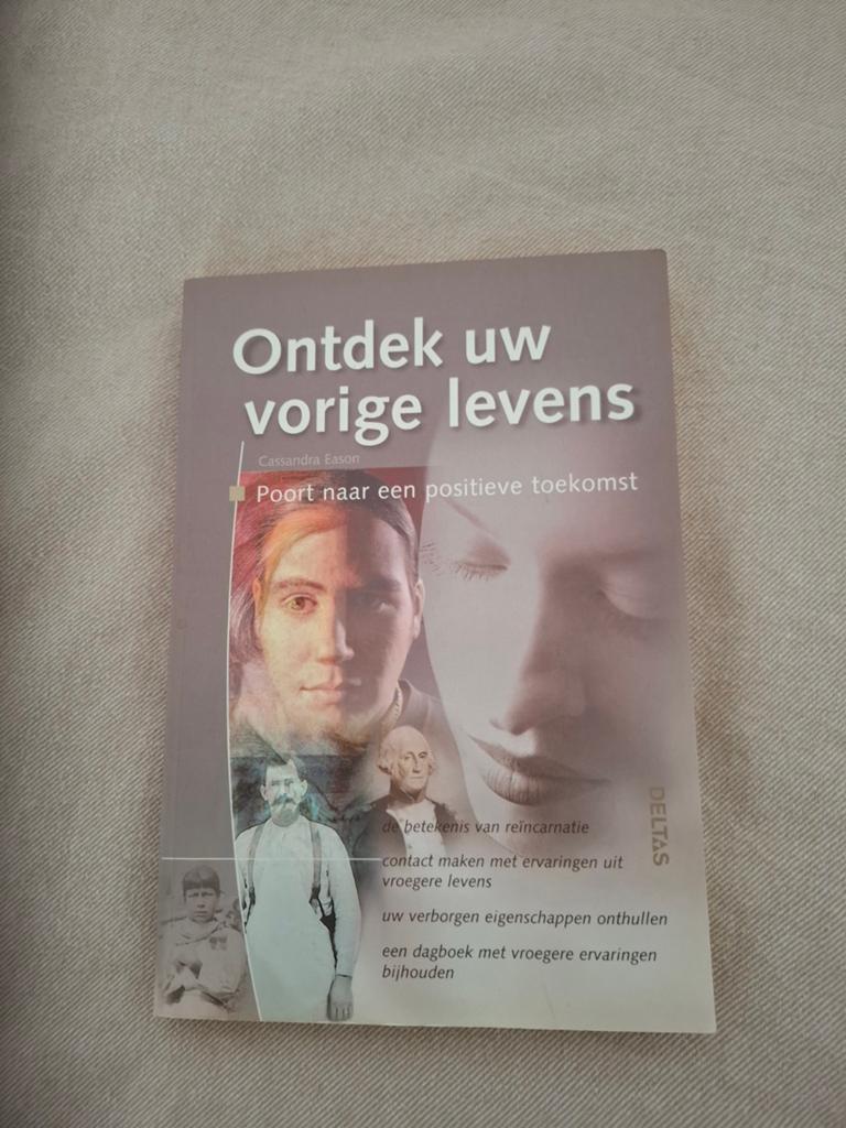 Ontdek uw vorige levens. In perfecte staat., Boeken, Ophalen