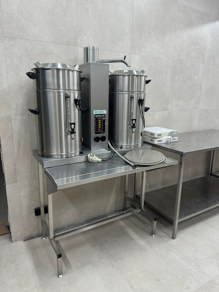 Bravilor dubbele koffie machine, Elektronische apparatuur, Ophalen, Koffiemachine