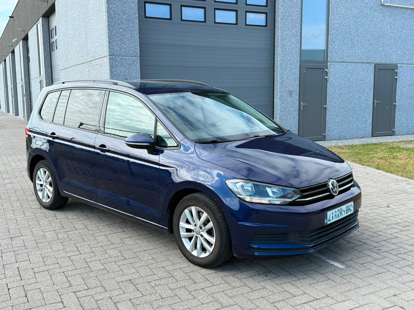 Volkswagen Touaran 1.6TDI / Bj 2017 Gekeurd voor verkoop, Autos, Volkswagen, Particulier, Achat, Touran