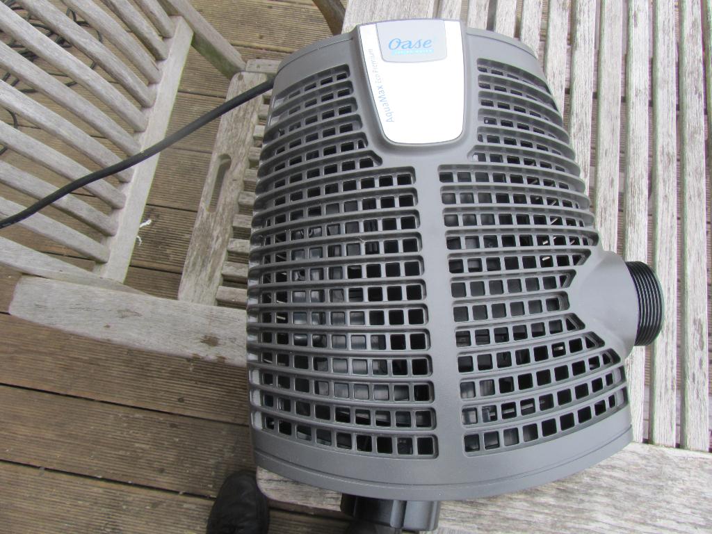Pompe de bassin Oase Aquamax Eco Premium 12000L, Enlèvement ou Envoi, Utilisé, Pompe de bassin