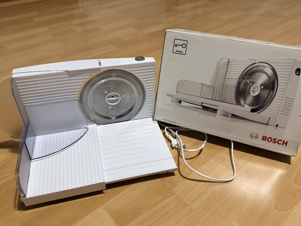 Trancheuse électrique Bosch MAS4201N – 100 W, Trancheuse, Enlèvement, Utilisé, Plastique