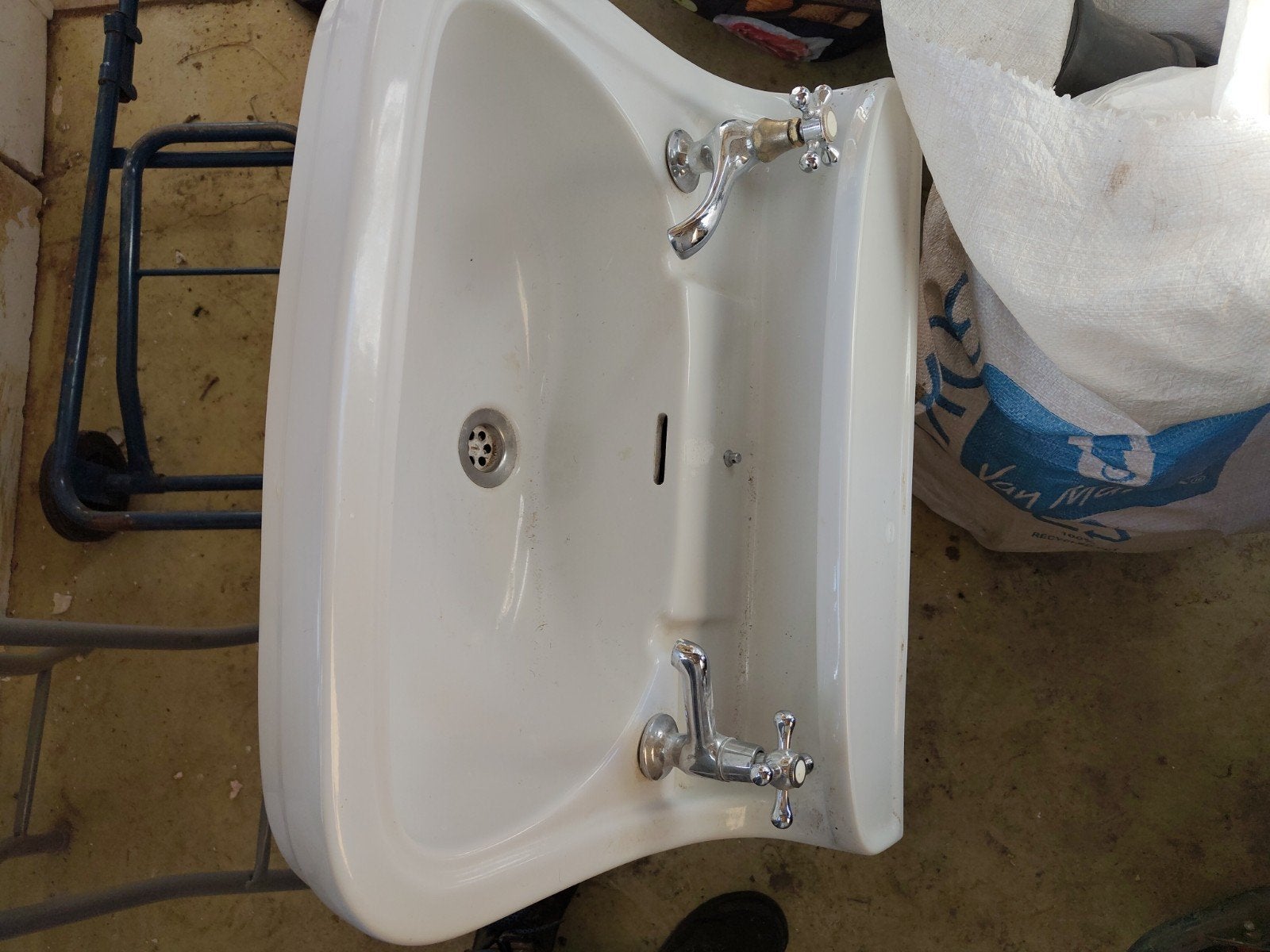 klassieke lavabo, Huis en Inrichting, Ophalen, Gebruikt, 50 tot 100 cm, Wasbak of Wastafel