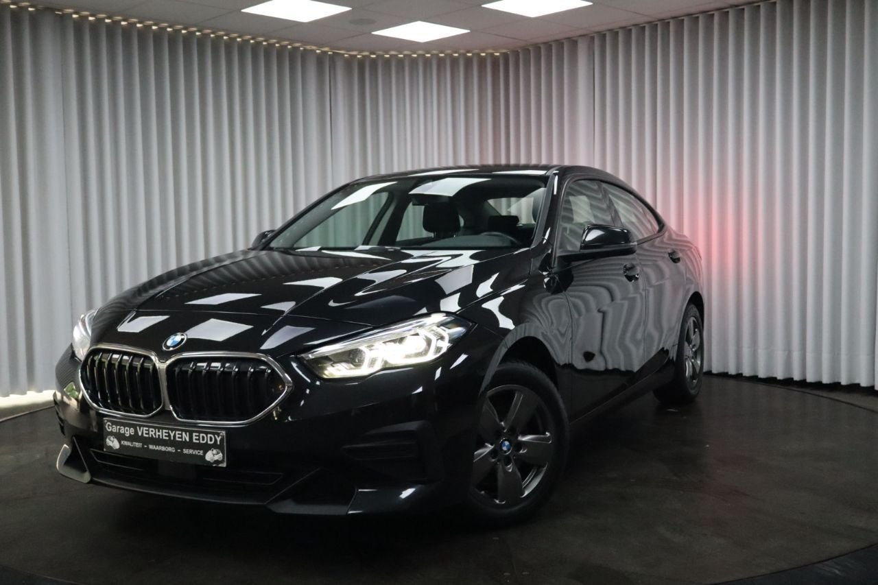 BMW 2 Serie 218 Gran Tourer 218iA Gran Coupé (bj 2023), Stof, 136 pk, Zwart, Bedrijf