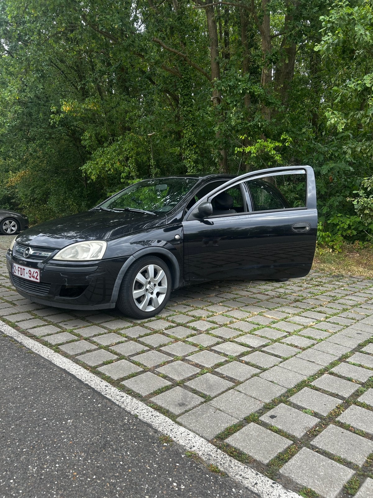 Te koop: opel cors-c 2005, Auto's, Opel, Voorwielaandrijving, Stof, 4 cilinders, Zwart