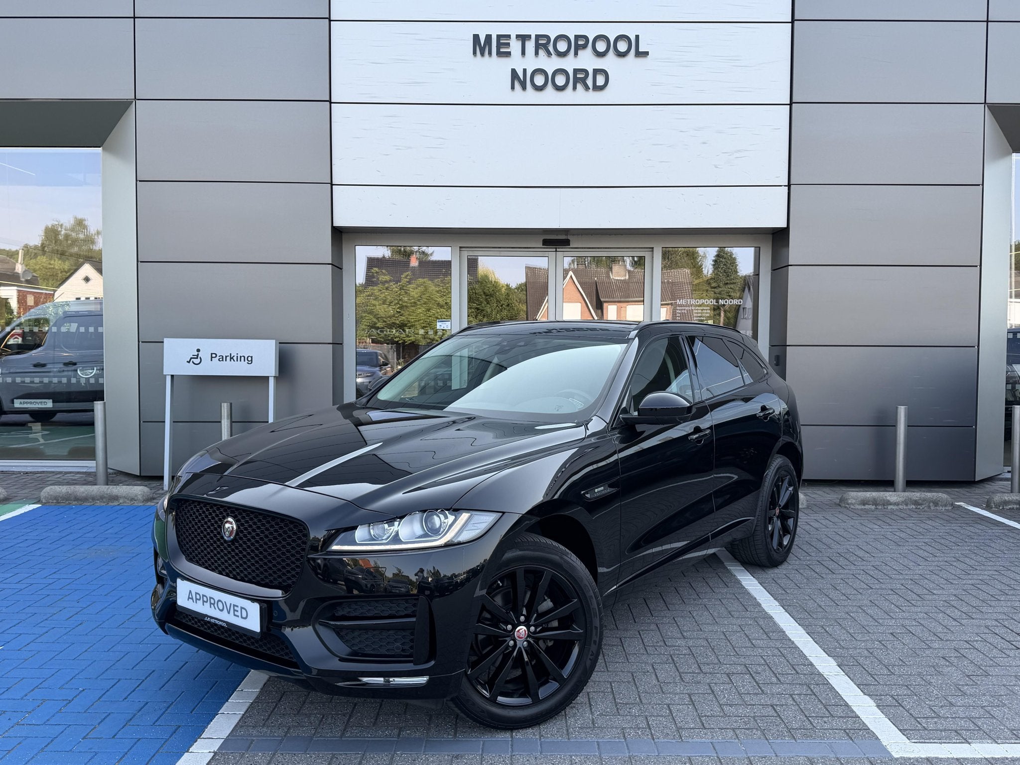 Jaguar F-Pace P250 R-Sport // Lichte Vracht, Auto's, Jaguar, 4 deurs, Lederen bekleding, Zwart, F-Pace