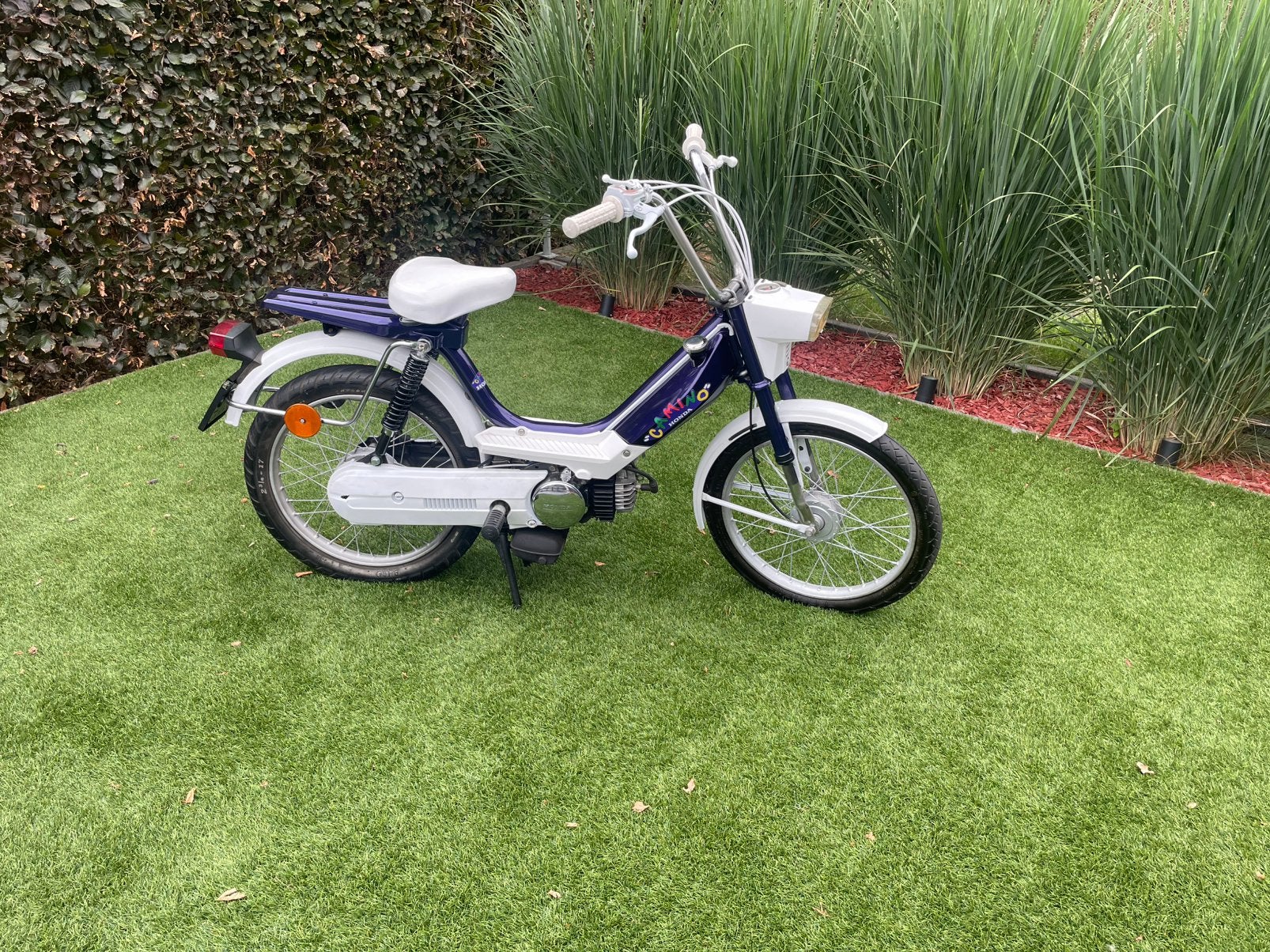 Honda camino funny look met duo of padestoelzadel, Fietsen en Brommers, Brommers | Honda, Ophalen, Overige modellen, Klasse A (25 km/u)