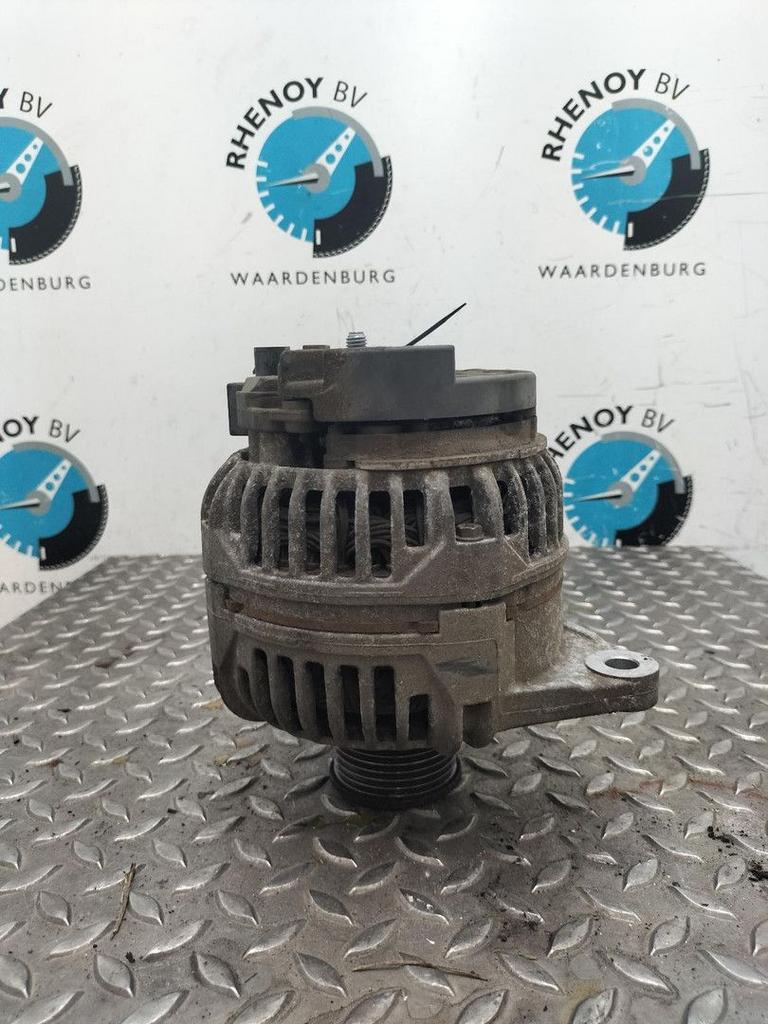 MITSUBISHI FUSO CANTER 7C18 7500/340  DYNAMO 2015, Autos : Pièces & Accessoires, Moteurs & Accessoires, Utilisé, ARN reconnu, Stiba membre