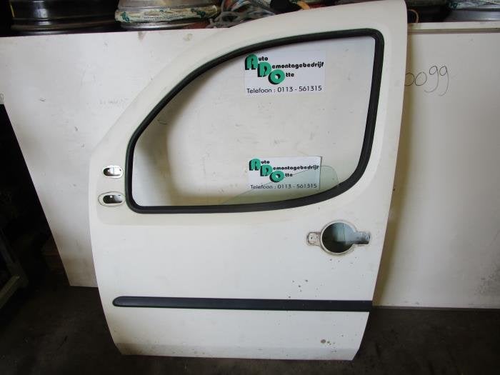 Portier 4Deurs links-voor van een Fiat Doblo (249), Gebruikt, -, Deur, -