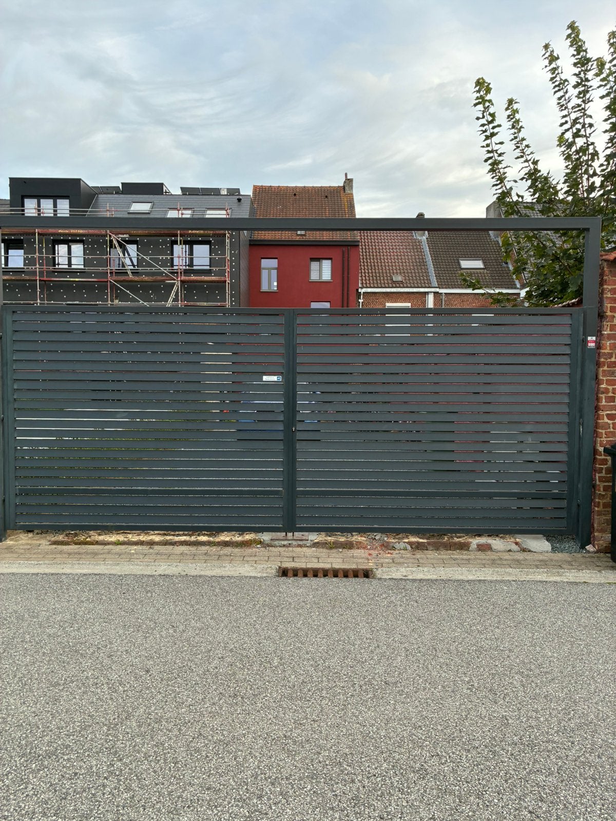 Aluminium dubbele draaipoort 5,40 m x 2,20 m antraciet, Tuin en Terras, Ophalen, Gebruikt, 200 cm of meer, Aluminium