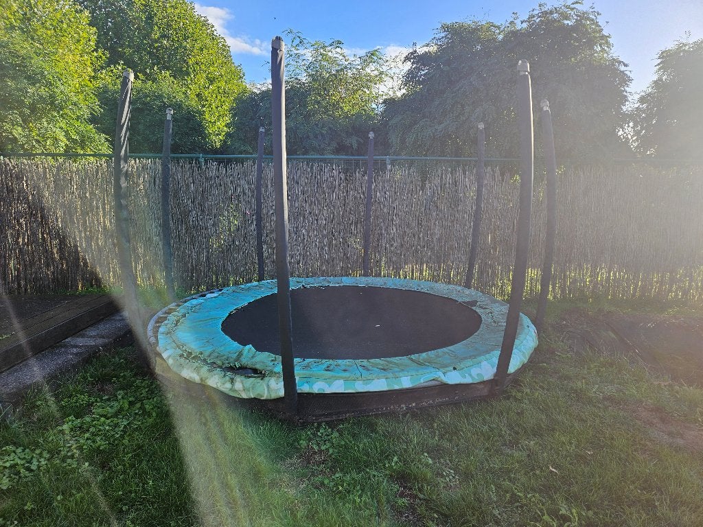 trampoline berg inground 330, Ophalen, Gebruikt