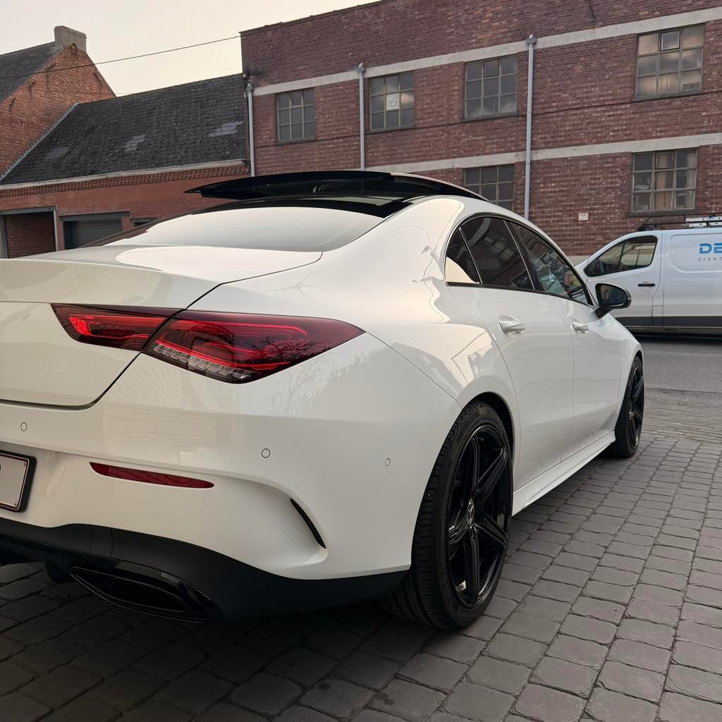 Mercedes cla 220 benzine AMG Pack, Autos, Achat, Capteur de lumière, Noir, 5 places