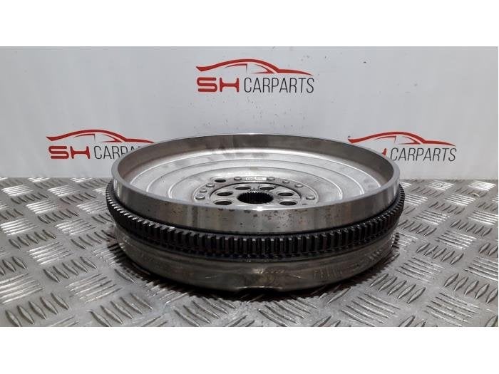 Volant moteur d'un Mercedes A-Klasse, Autos : Pièces & Accessoires, 3 mois de garantie, Utilisé, -, -