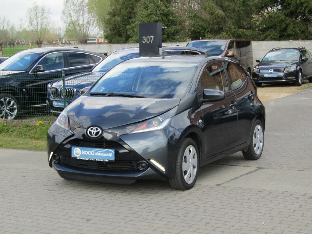 Toyota Aygo 1.0 Benzine, Autos, Toyota, Argent ou Gris, Achat, Euro 6, Entreprise