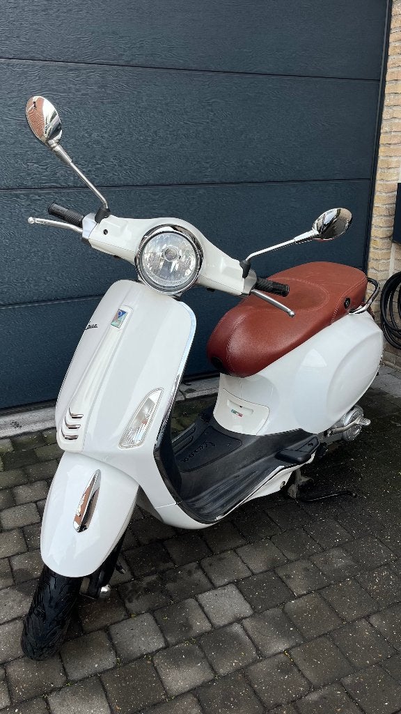 Vespa Primavera 50cc B-klasse, Ophalen, Gebruikt, Overige modellen, 0 versnellingen