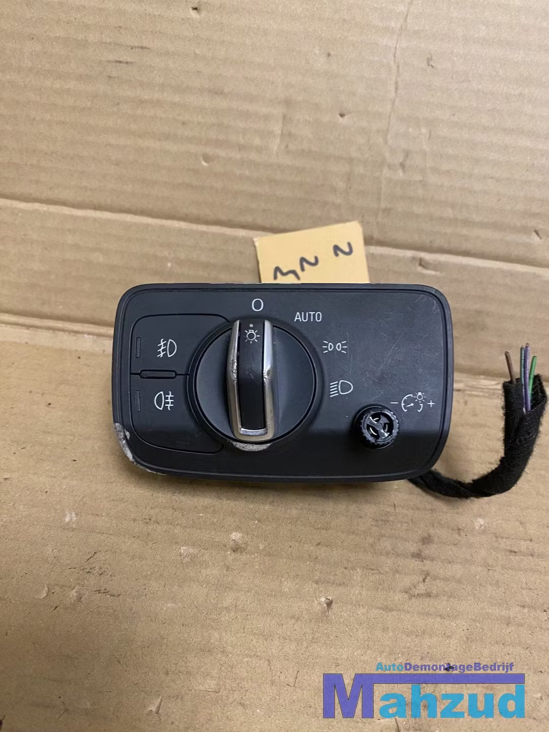 AUDI A3 8V Licht schakelaar 2012-2020 8V0941531AE, Autos : Pièces & Accessoires, AUDI AG, Auto-Union-Strasse 1
85045  Ingolstadt, DE
