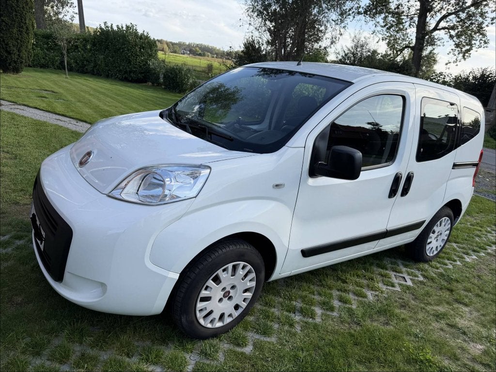 Fiat Qubo 1.4 benzine – 2016 – 128.536 km, Autos, Achat, Euro 6, 161 g/km, 1290 kg