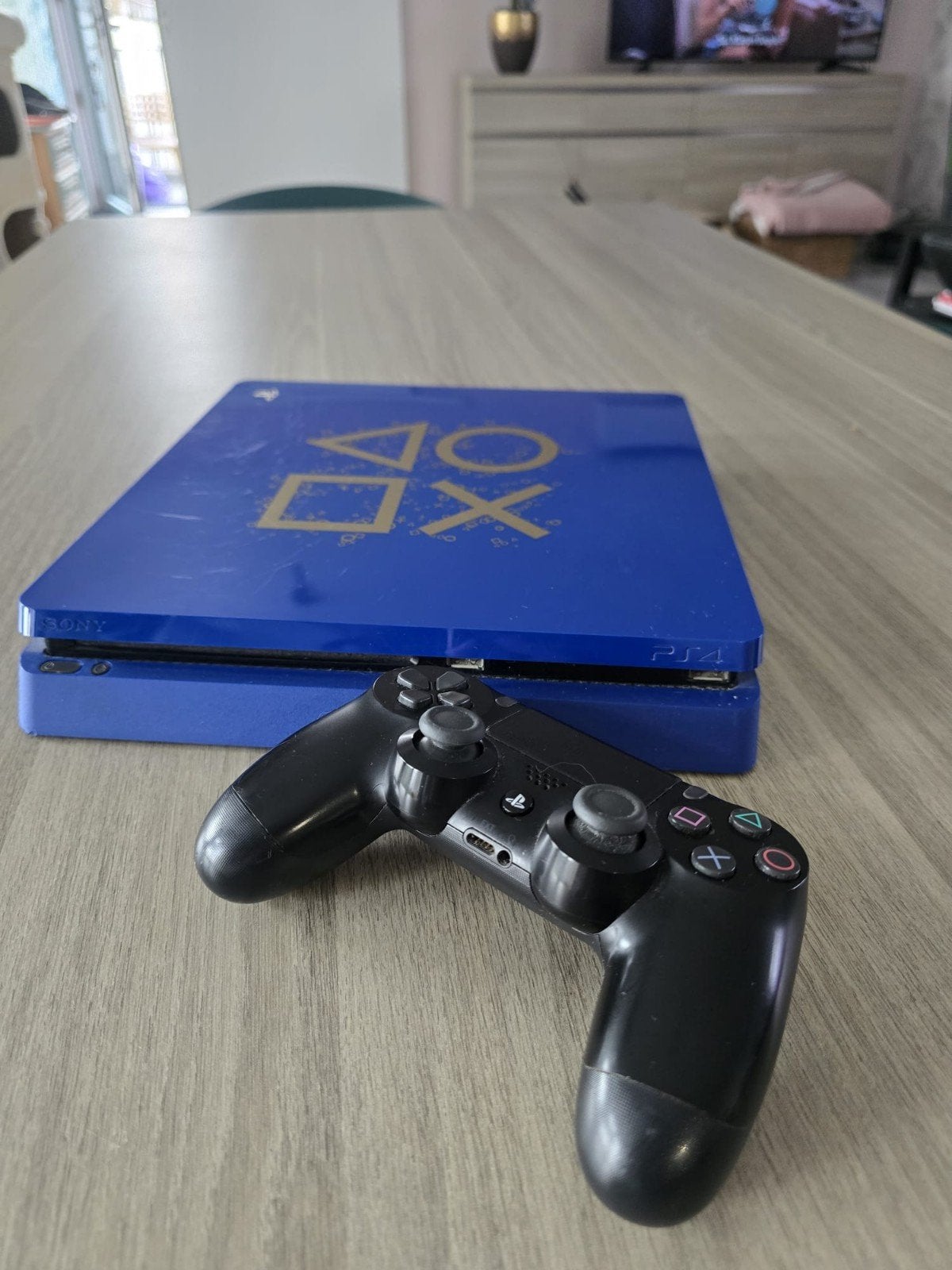 ps4 limited editon met controller en ghost of tsushima game, Enlèvement ou Envoi