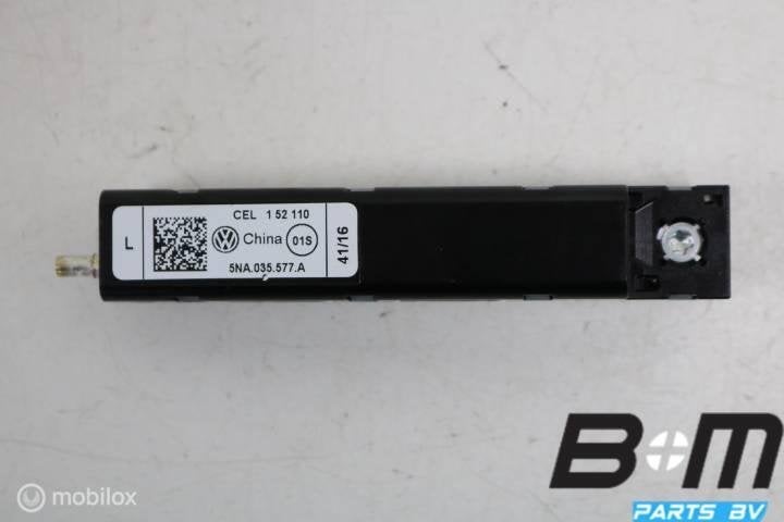 Antenneversterker VW Tiguan 5NA 5NA035577A, Auto diversen, Autoradio's, Gebruikt