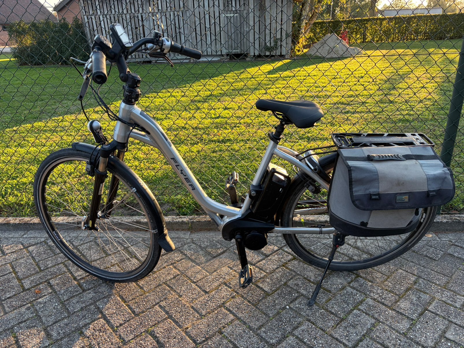 Zeer mooie goede flyer T 8 + 366 volt, Fietsen en Brommers, Ophalen, Zo goed als nieuw