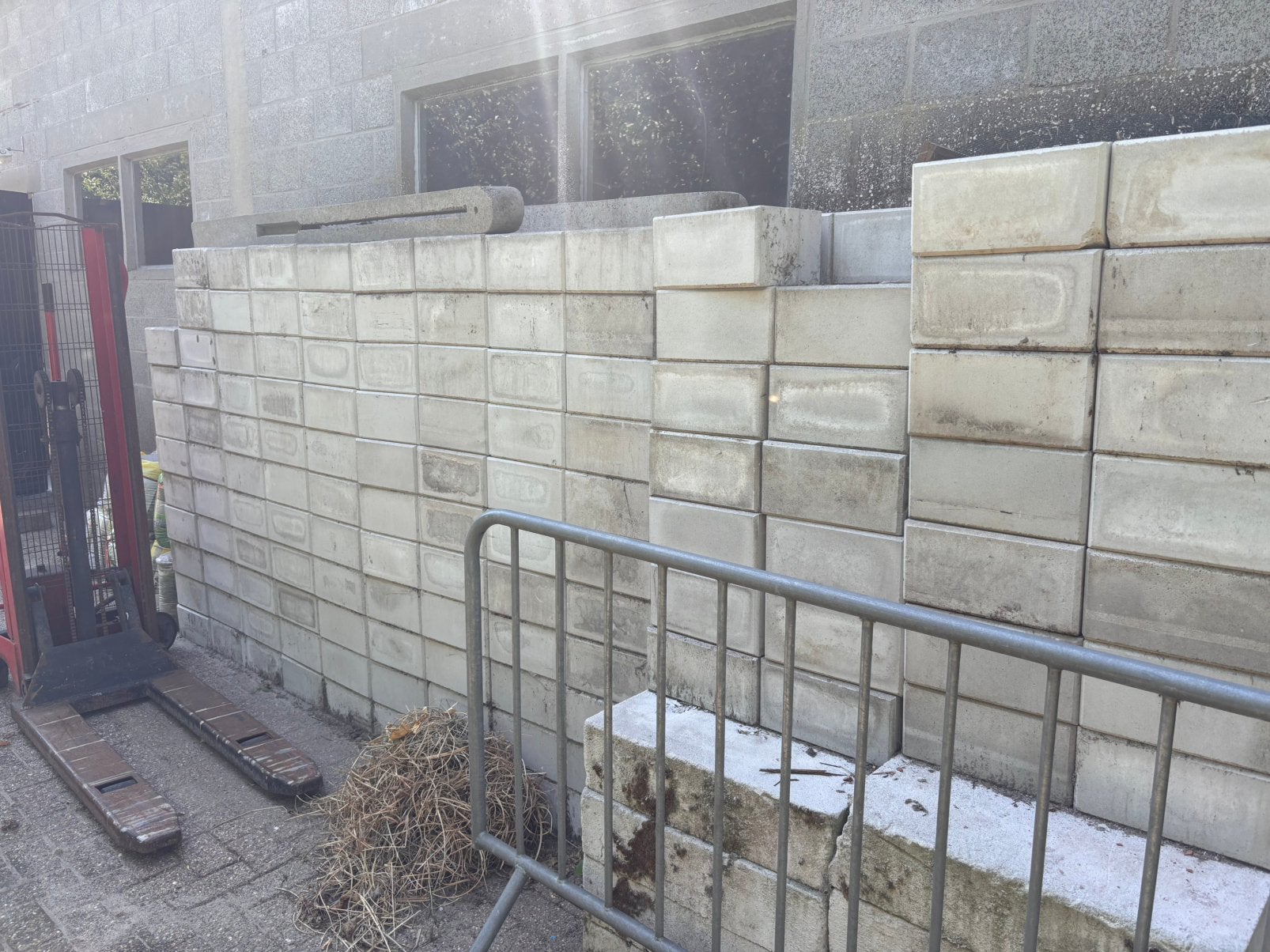Stenen kalkzandsteen 30x20x15 LBH, Doe-het-zelf en Bouw, Metselstenen, Ophalen, Zo goed als nieuw, Kalkzandstenen