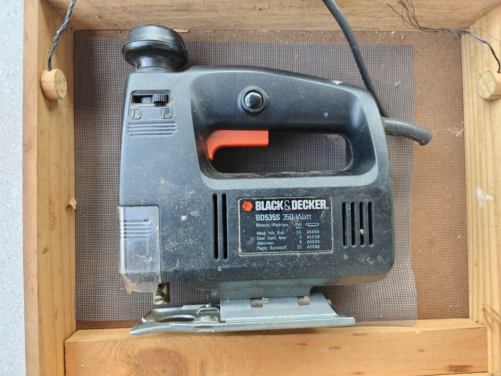 Scie sauteuse Black&Decker, Enlèvement, Utilisé
