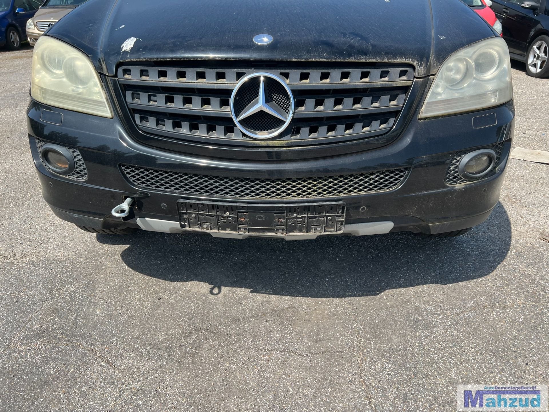 Pare-chocs avant noir MERCEDES ML W164 2005-2011, Mercedes-Benz AG, Pare-chocs, Mercedes-Benz, Utilisé