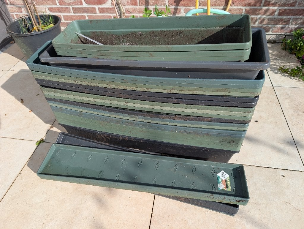 Balkon bloembakken, Tuin en Terras, Kunststof, Gebruikt, Minder dan 30 cm, Ophalen of Verzenden