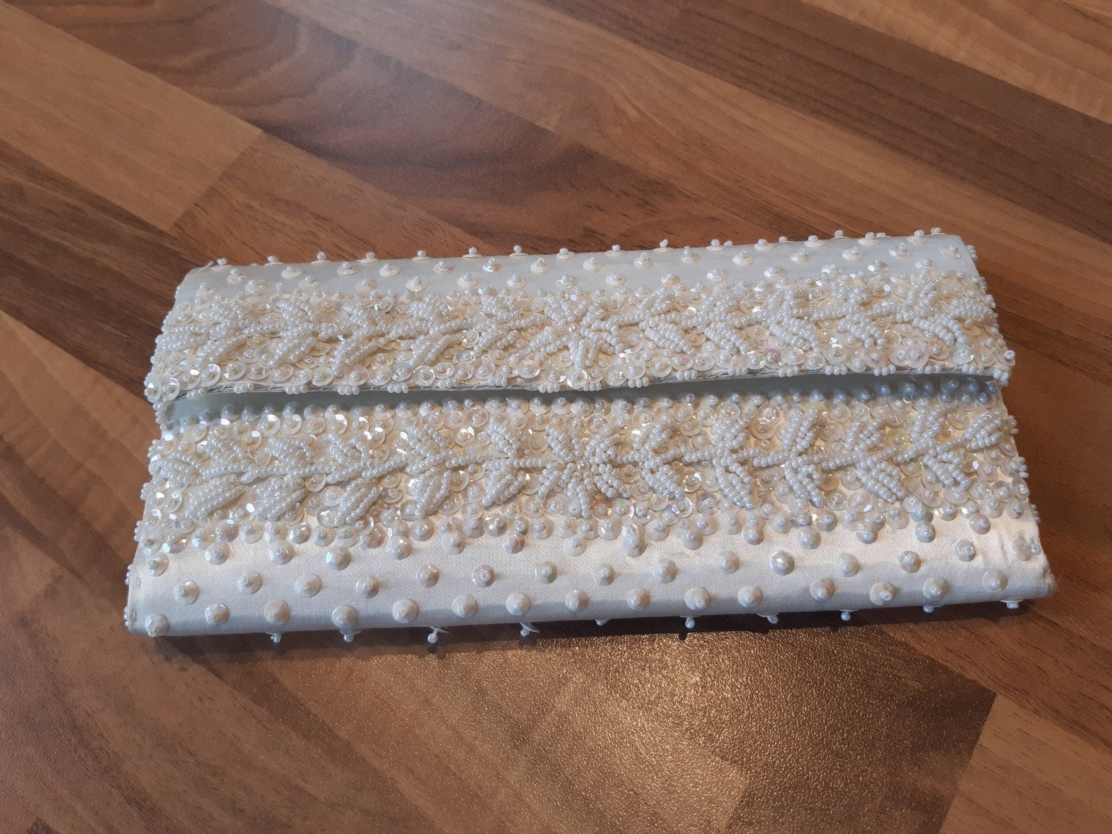 Wt handtasje met parels, Handtassen en Accessoires, Ophalen of Verzenden