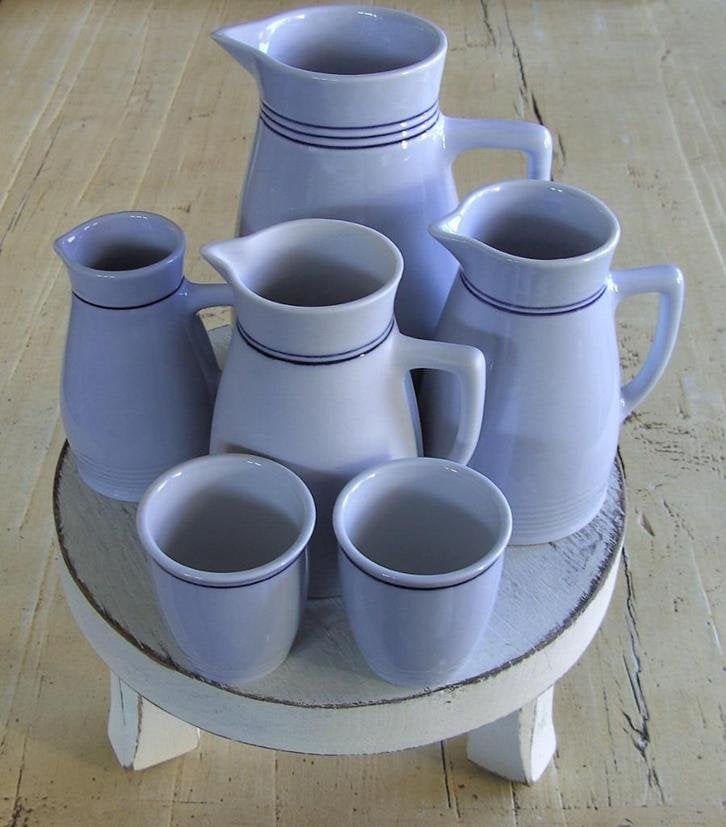 Diverse Lilien kannen, kannetjes en bekers uit Oostenrijk, Maison & Meubles, -, Comme neuf, Autres types, Autres styles