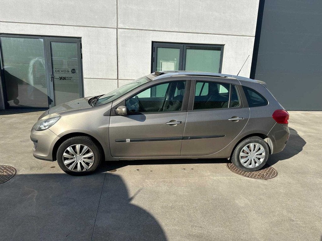 RENAULT - 2008 - CLIO - BREAK - Voiture particulière, Achat, Entreprise, Boîte manuelle, Autre carrosserie